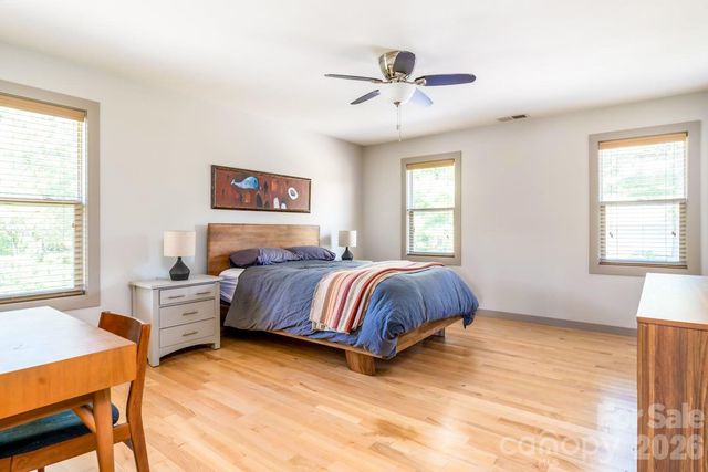 408 Old Haw Creek Road, Asheville, NC 28805