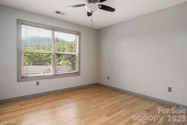 408 Old Haw Creek Road, Asheville, NC 28805