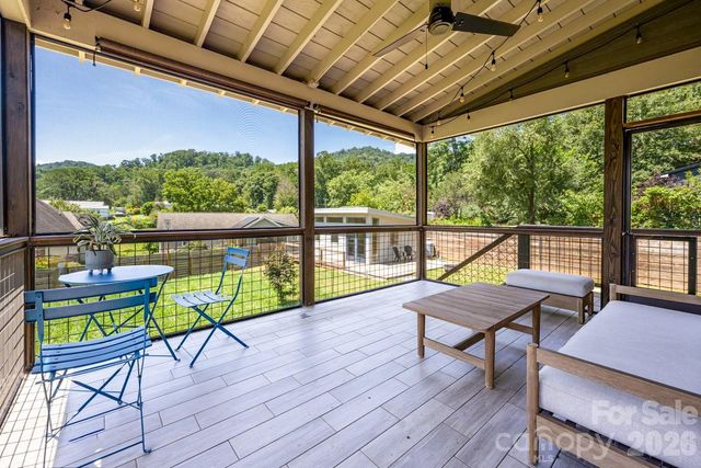408 Old Haw Creek Road, Asheville, NC 28805