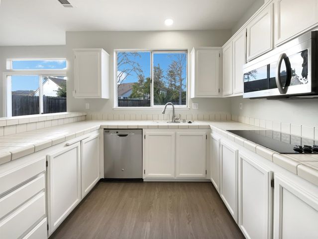 1474 Rutherford Ln, Oakley, CA 94561