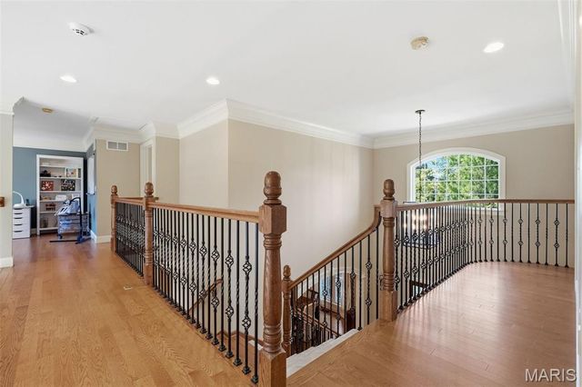 121 Ballas Court, Town And Country, MO 63131