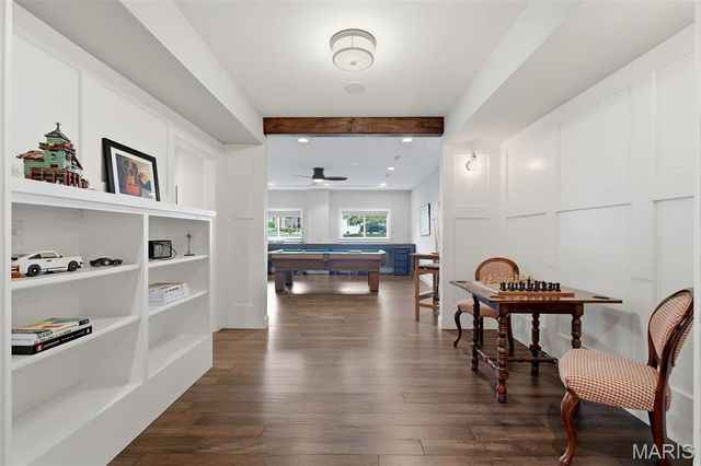 121 Ballas Court, Town And Country, MO 63131