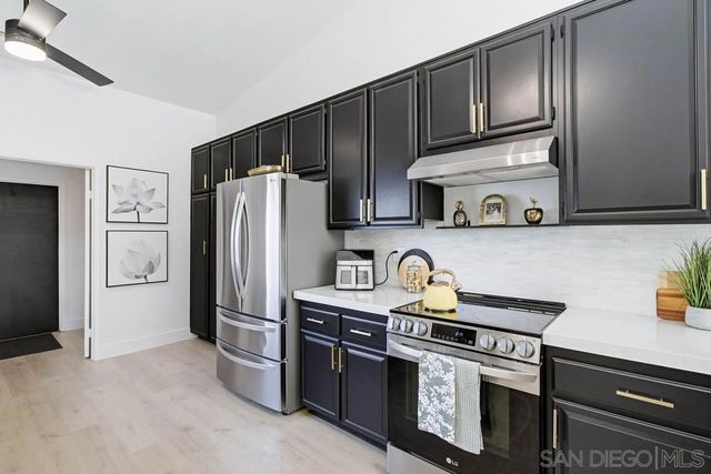 12795 Via Moura, San Diego, CA 92128