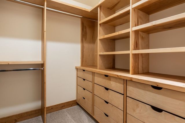 510 Forest Glen Road, Olympic Valley, CA 96146