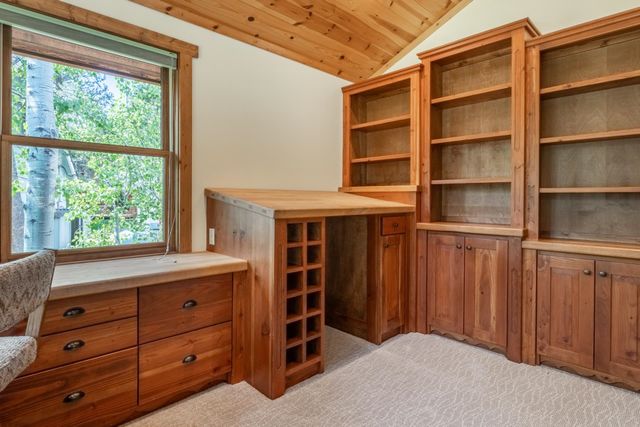 510 Forest Glen Road, Olympic Valley, CA 96146