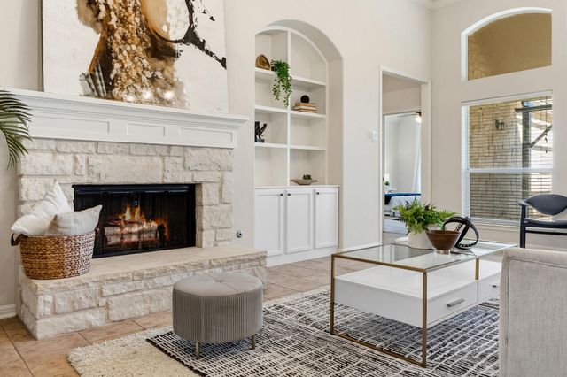 9613 INDINA HILLS DR, Austin, TX 78717