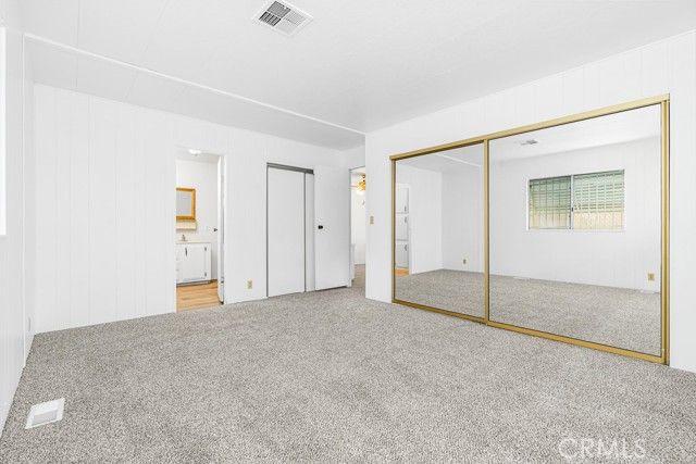 793 W Johnston, Hemet, CA 92543