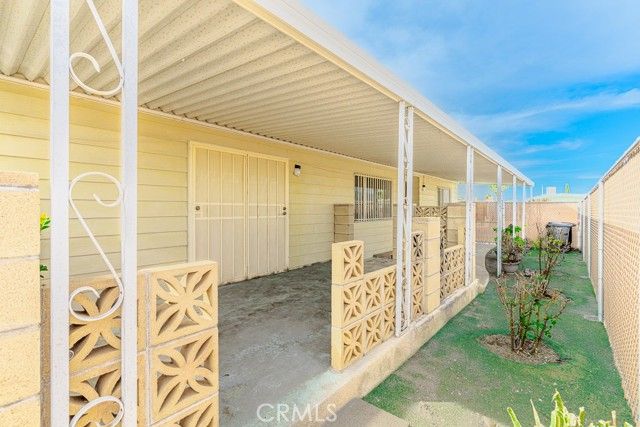 793 W Johnston, Hemet, CA 92543