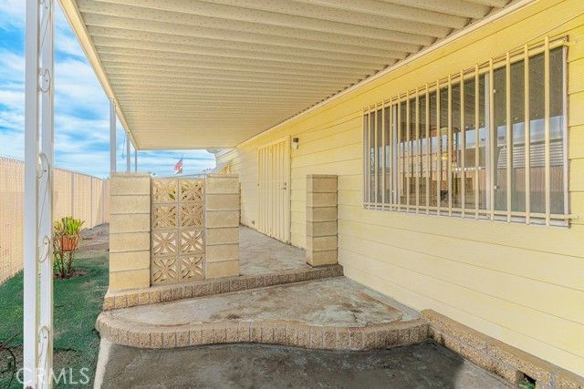 793 W Johnston, Hemet, CA 92543