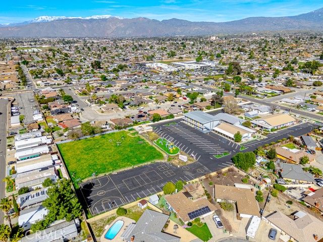 793 W Johnston, Hemet, CA 92543