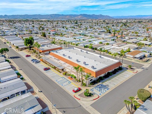 793 W Johnston, Hemet, CA 92543