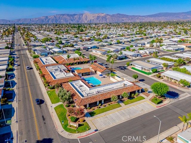 793 W Johnston, Hemet, CA 92543