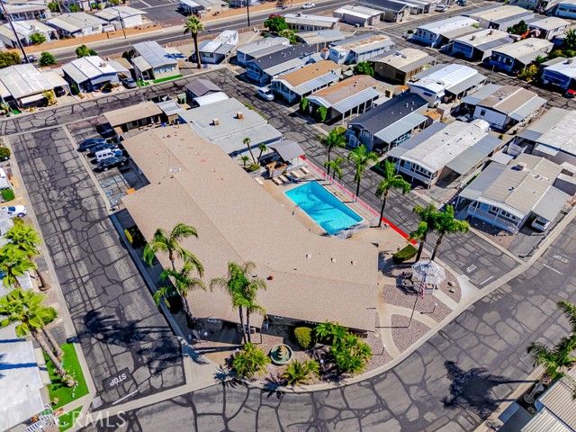 793 W Johnston, Hemet, CA 92543