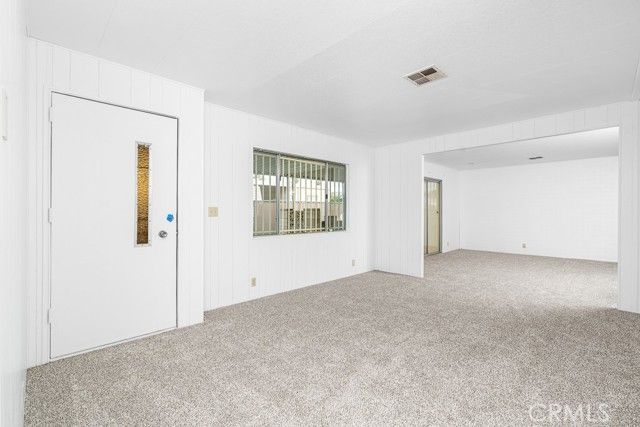 793 W Johnston, Hemet, CA 92543