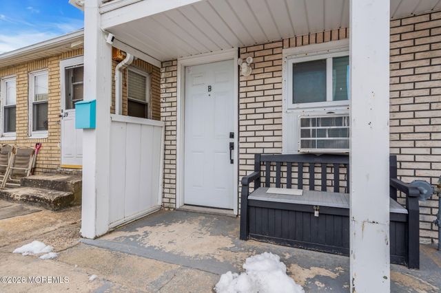 41 Lincoln Avenue, Seaside Heights, NJ 08751