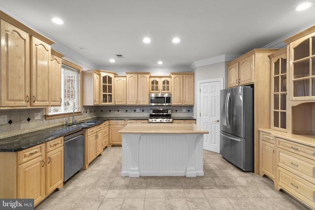 5725 CARIBBEAN CT, Haymarket, VA 20169