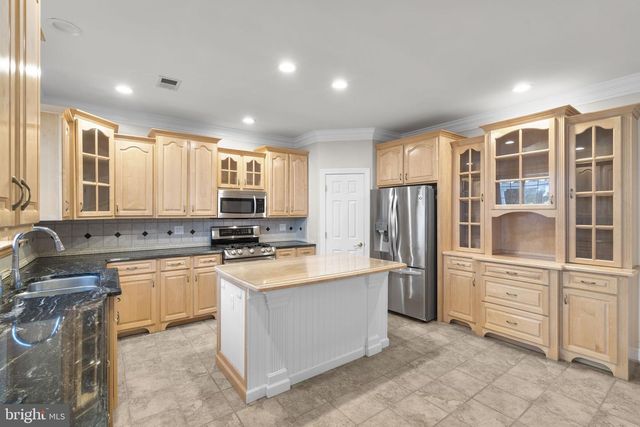 5725 CARIBBEAN CT, Haymarket, VA 20169