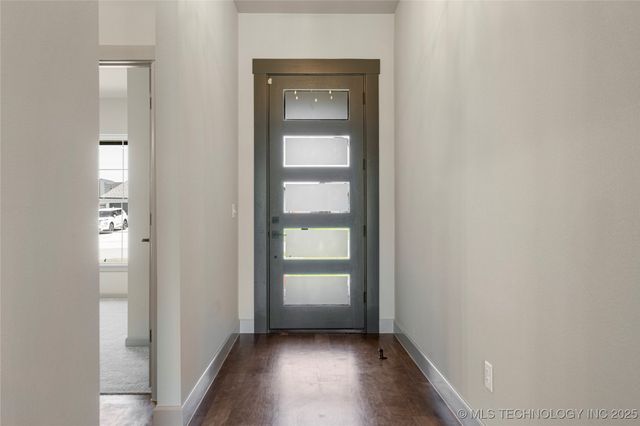 2070 E 136th Place S, Bixby, OK 74008