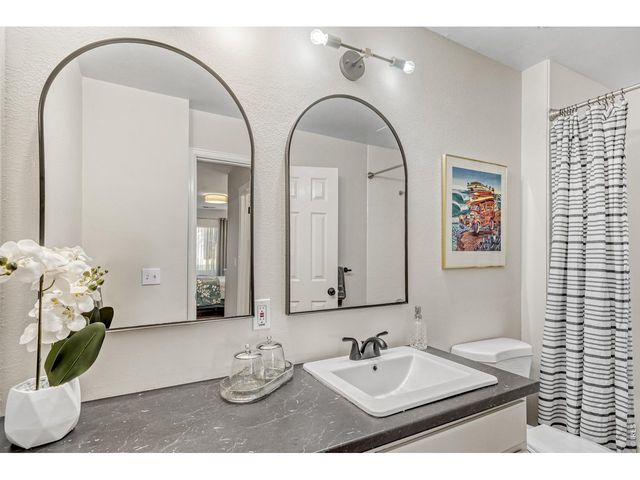 3600 S Pierce St 2-102, Lakewood, CO 80235