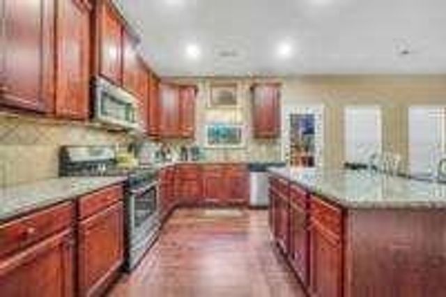 182 Tapestry Drive, Mcdonough, GA 30252