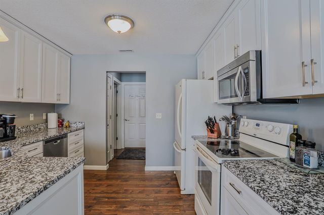 2111 Highlander Drive, Warsaw, IN 46580