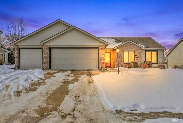 2111 Highlander Drive, Warsaw, IN 46580