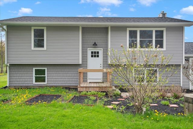 1029 Old Creamery Road, Williston, VT 05495