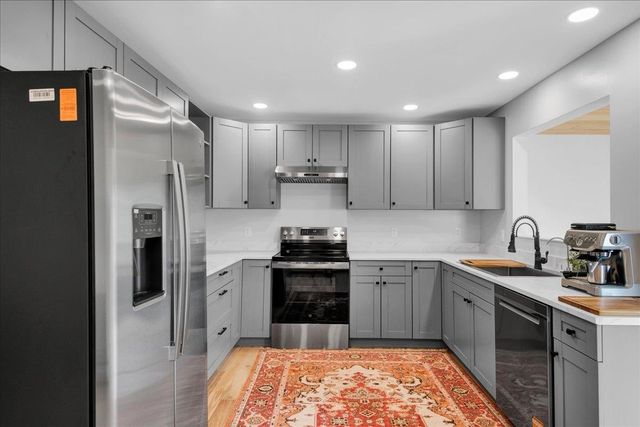 1029 Old Creamery Road, Williston, VT 05495