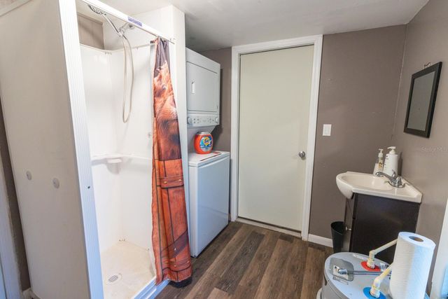 560 N LAKE PLEASANT ROAD, Apopka, FL 32712