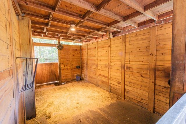 560 N LAKE PLEASANT ROAD, Apopka, FL 32712