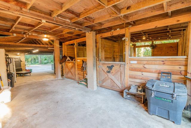 560 N LAKE PLEASANT ROAD, Apopka, FL 32712