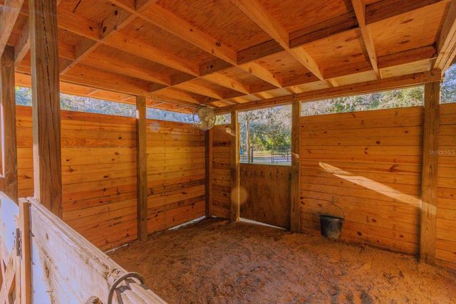 560 N LAKE PLEASANT ROAD, Apopka, FL 32712