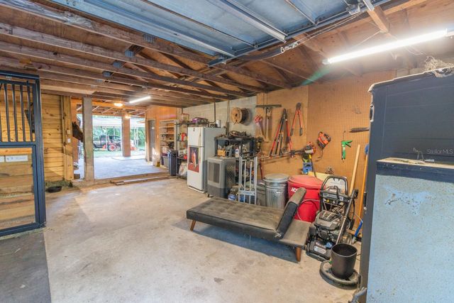 560 N LAKE PLEASANT ROAD, Apopka, FL 32712