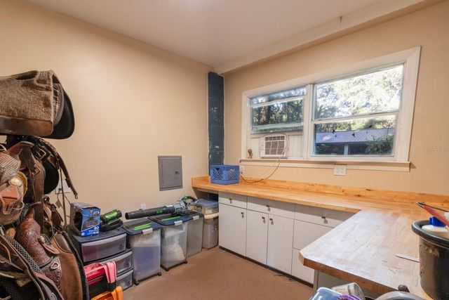 560 N LAKE PLEASANT ROAD, Apopka, FL 32712