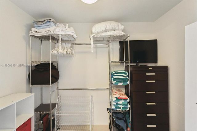 1800 S OCEAN DR 809, Hallandale Beach, FL 33009