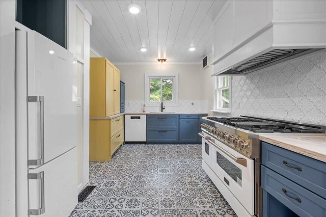 4511 Jefferson Avenue Se, City Of Kentwood, MI 49548