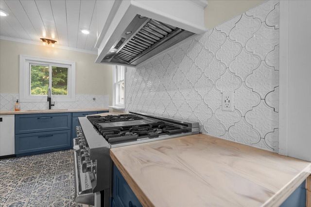 4511 Jefferson Avenue Se, City Of Kentwood, MI 49548