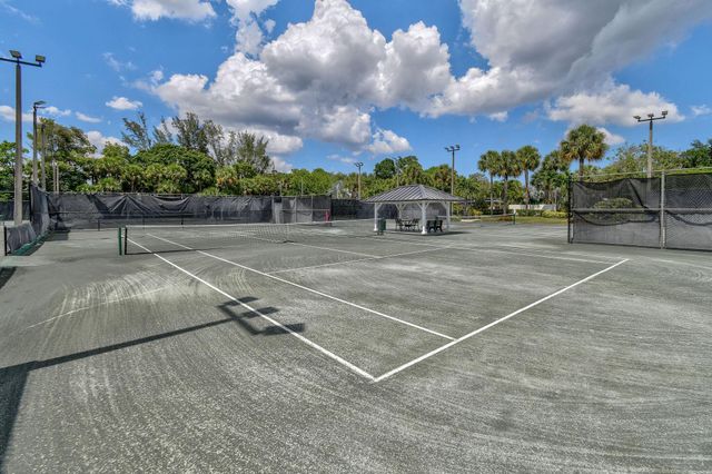 9293 Heathridge Drive, West Palm Beach, FL 33411