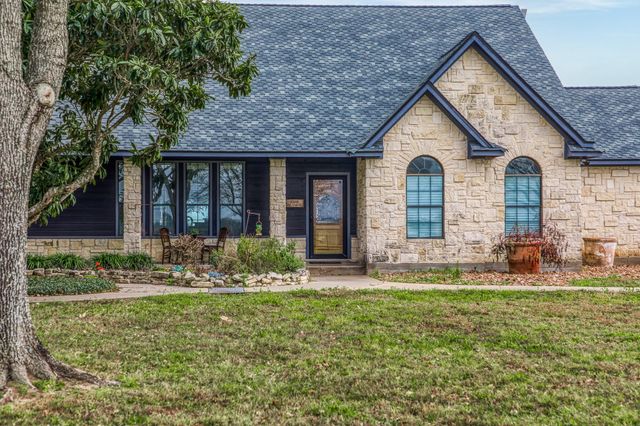 16450 Mathis Road, Waller, TX 77484