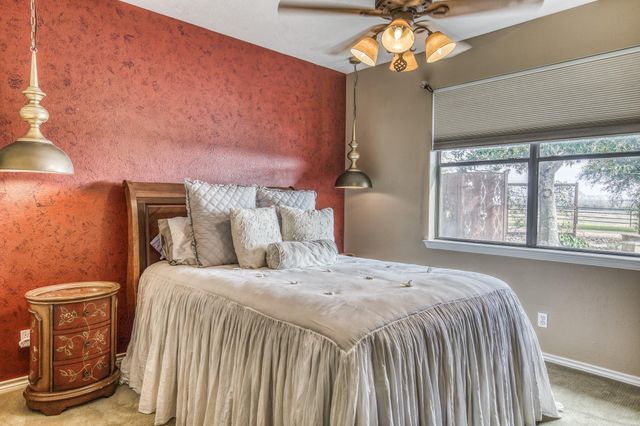 16450 Mathis Road, Waller, TX 77484