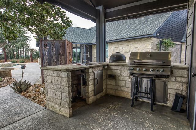 16450 Mathis Road, Waller, TX 77484