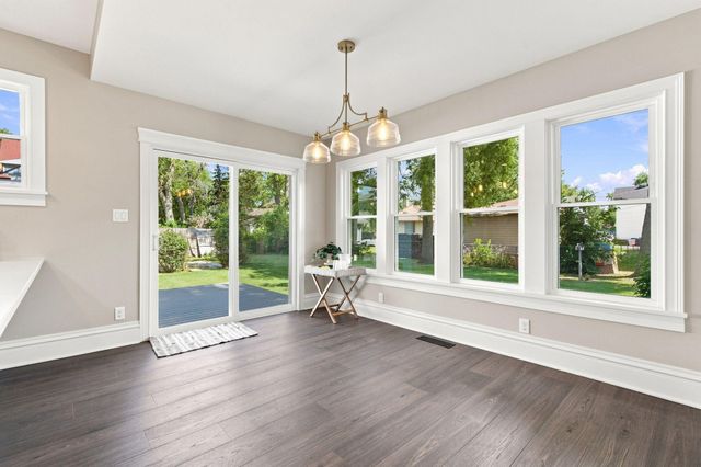 310 S Court Street, Crown Point, IN 46307
