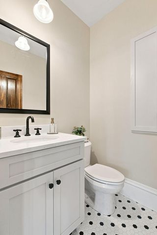 310 S Court Street, Crown Point, IN 46307