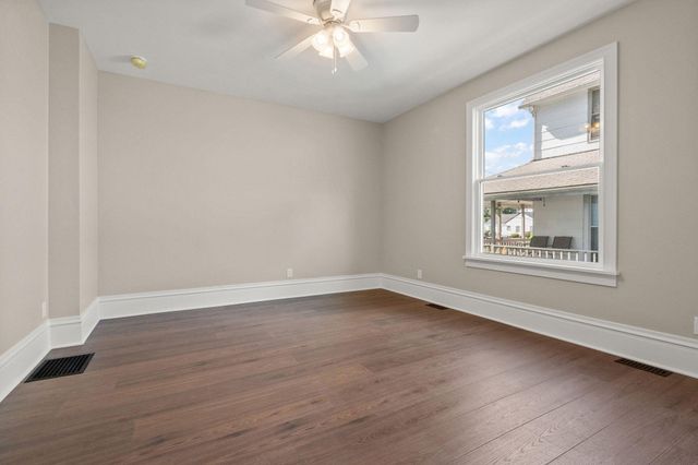310 S Court Street, Crown Point, IN 46307