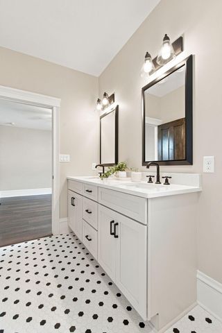 310 S Court Street, Crown Point, IN 46307