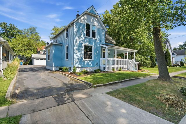 310 S Court Street, Crown Point, IN 46307