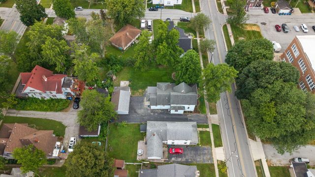 310 S Court Street, Crown Point, IN 46307