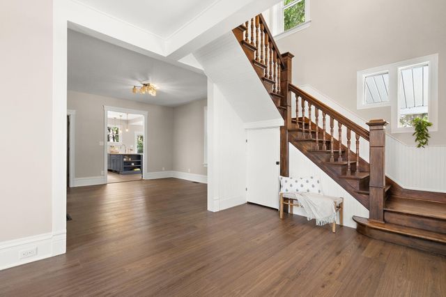 310 S Court Street, Crown Point, IN 46307