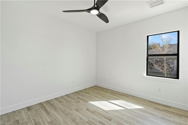 609 NW 39th AVE, Cape Coral, FL 33993