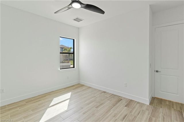 609 NW 39th AVE, Cape Coral, FL 33993